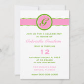 Preppy Pink & Lime Green Monogramm Strip Überrasch Einladung (Vorderseite)