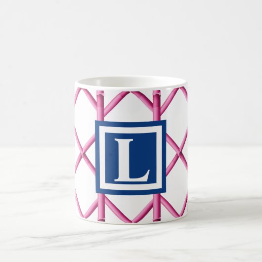 Preppy Pink Trellis Bamboo Muster Monogram Kaffeetasse (Mittel)