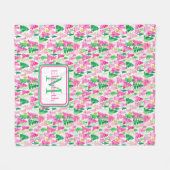 Preppy Pink und Green Christmas Trees Monogram Fleecedecke (Vorderseite (Horizontal))
