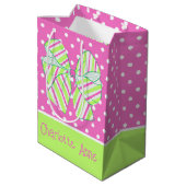 Preppy Pink und Green Strick Bow Polka Dot Mittlere Geschenktüte (Rückseite Schrägansicht)