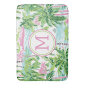Preppy Pink und Green Tropical Palm Trees Monogram Badematte (Vorderseite Vertikal)