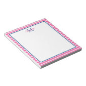 Preppy Pink und White Strip mit Navy Monogram Notizblock (angewinkelt)
