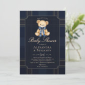 Preppy Plaid Teddy Bow Blue Coed Boy Baby Shower Einladung (Stehend Vorderseite)