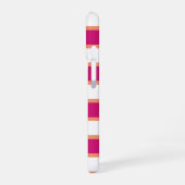 Preppy Raspberry Pink Stripe Monogram iPhone 16 Hülle (Linke Seite)