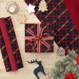 Preppy Red Christmas Plaid With Buckles Geschenkpapier