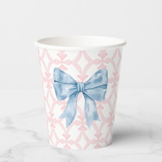 Preppy Southern Blue Bow Baby Dusche Pappbecher (Vorderseite)