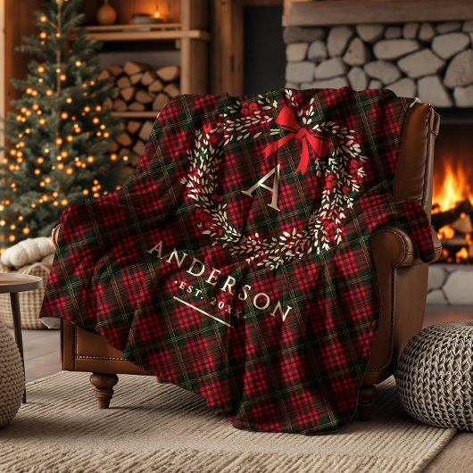 Preppy Tartan Holiday Wreath Monogramm und Name Sherpadecke