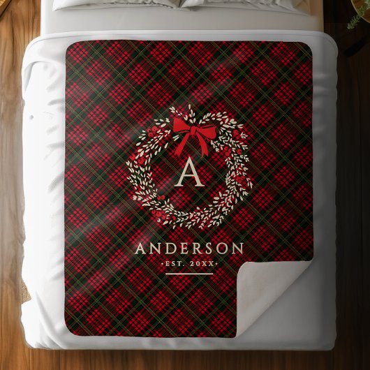 Preppy Tartan Holiday Wreath Monogramm und Name Sherpadecke