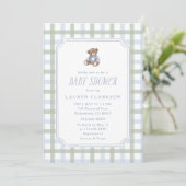 Preppy Teddy Bear Blue and Sage Plaid Baby Shower Einladung (Stehend Vorderseite)
