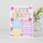 Preppy Varsity Patch Letter Retro Birthday Party Einladung (Stehend Vorderseite)