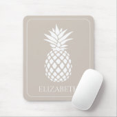 Preppy White Pineape auf Beige Mousepad (Mit Mouse)