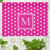 Preppy White Polka Dots auf hellrosa Monogramm Geschirrtuch (Gefaltet)