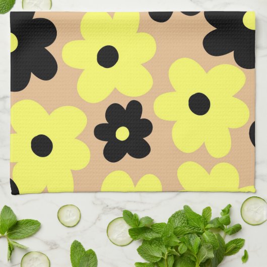 Preppy Yellow Black Hippie Blume Pattern Geschirrtuch (Gefaltet)