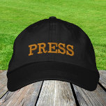 PRESSEMITTEILUNG: Mütze für Baseball, Gold / Schwa Bestickte Baseballkappe<br><div class="desc">Bestickte Hats: Klassische,  goldfarbene/schwarze Modebaseballkappe mit dem Text "PRESS" für Medien,  Reporter,  Journalisten,  Fotografen,  Titelseiten sowie Party-,  Uni-,  Weihnachtsgeheimnis / Nachtausflug</div>