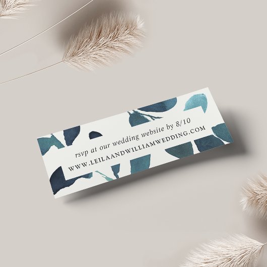 Pressierte botanische Hochzeitsseiten-Website RSVP