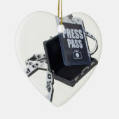 PressPassBriefcase.png Keramik Ornament (Rechts)