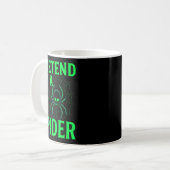 Pretend I’m A Sder Shirt, Funny Halloween Skeleton Kaffeetasse (Vorderseite Links)