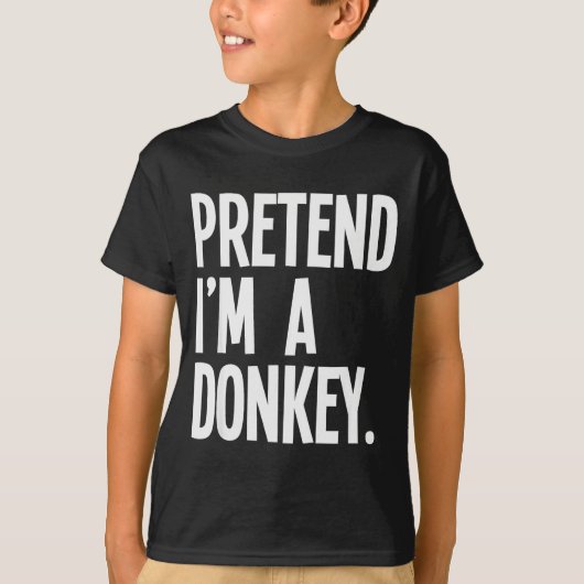 Pretend I'm A Funny Halloween Party Costume  T-Shirt (Vorderseite)