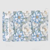 Pretty Blue Magnolia and Peony Personalized Golfhandtuch (Horizontal)