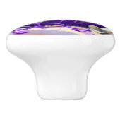 Pretty Cat with Purple Flowers and Yarn   Keramikknauf (Seitenansicht)