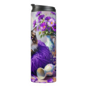 Pretty Cat with Purple Flowers and Yarn   Thermosbecher (Nach rechts gedreht)