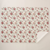 Pretty Chic Red Cream Floral Sherpadecke (Vorderseite (Horizontal))