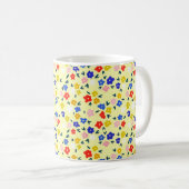 Pretty Dainty Cute Floral on Pastel Yellow Kaffeetasse (VorderseiteRechts)