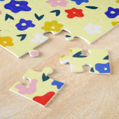 Pretty Dainty Cute Floral on Pastel Yellow Puzzle (Seite)