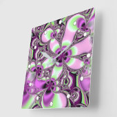 Pretty Fractal Floral in shades of Pink and Green Quadratische Wanduhr (Winkel)