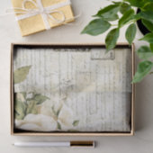 Pretty Ivory Roses with Simulated Text and Stamps Seidenpapier (Geschenk)