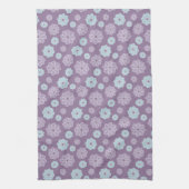 Pretty Lilac Purple and Blue Flower Pattern Geschirrtuch (Vertikal)