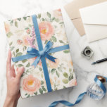 Pretty Peach Flowers Bridal Shower Geschenkpapier<br><div class="desc">Pretty Peach Flowers Bridal Shower</div>