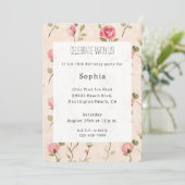 Pretty Pink Cream Roses Floral Birthday Einladung (Stehend Vorderseite)