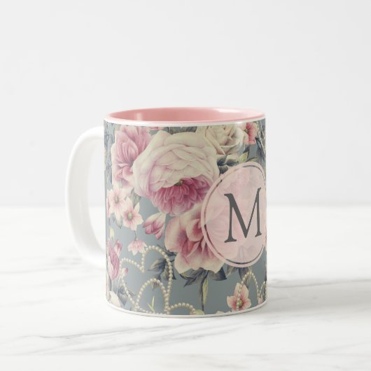 Pretty Pink Roses and Pearl Hearts Monogram Zweifarbige Tasse (Vorderseite Links)