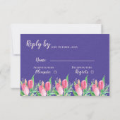  Pretty Purple & Blush Tulip Floral Photo Wedding RSVP Karte (Rückseite)