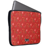 Pretty Red Poppies Pattern Monogram Laptopschutzhülle (Vorne Rechts)