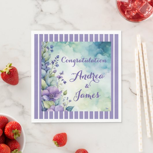 Pretty Stripped Lavender and Floral Serviette (Beispiel)