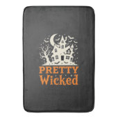 Pretty Wicked Halloween Haunted House_1 Badematte (Vorderseite Vertikal)