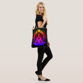 Pretty Yoga Meditation Design on a Black Tasche (Am Model)
