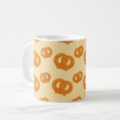 Pretzel Muster | Spaß und leckeres Snack-Design Kaffeetasse (Vorderseite Links)