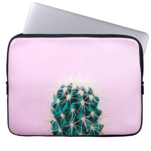 Prickley Kaktus auf Rosa Laptopschutzhülle