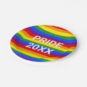 PRIDE 2023 Rainbow Stripe Pattern Party Pappteller (Schrägansicht)