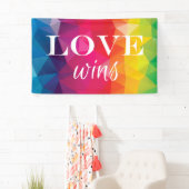Pride Banner - "Liebe gewinnt" (Insitu)