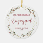 Pride First Christmas Engayged Grüne Berries Keramik Ornament (Vorne)