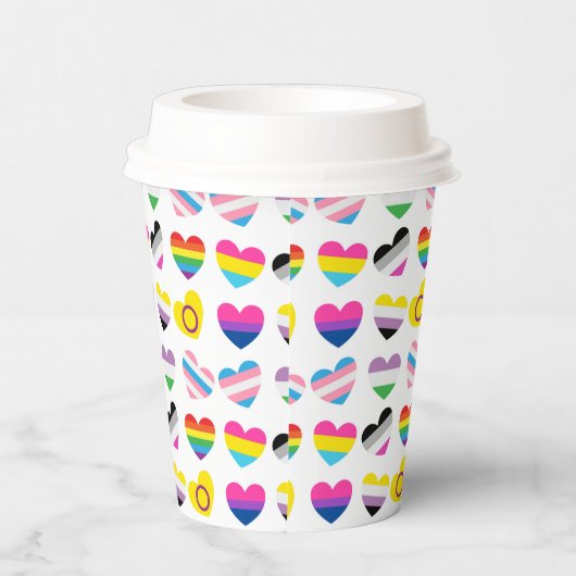Pride Hearts Paper Cups Pappbecher (Rechts)
