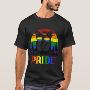 Pride Husky Dog Vintag LGBT Pride Rainbow Flag T-Shirt
