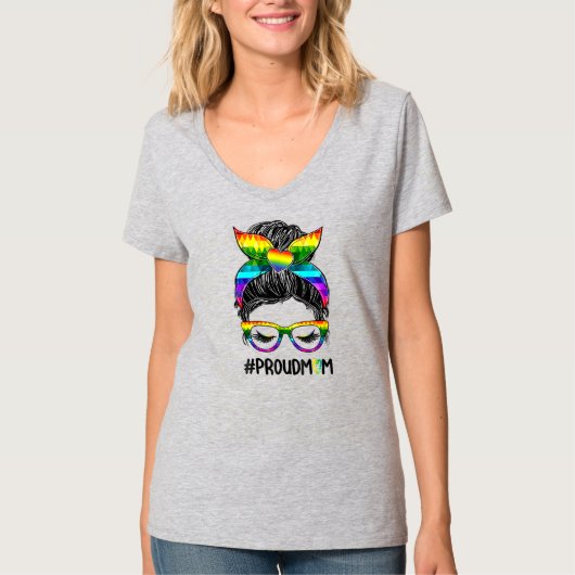 Pride LGBTQ Proud Mama Messy Bun Rainbow LGBT Mama T-Shirt (Vorderseite)