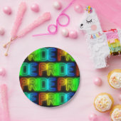 Pride Pattern Neon Rainbow Flag LGBT Typografie Pappteller (Party)