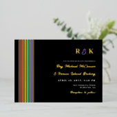 Pride Stripes Monogramm informelle LGBT-Hochzeit Folieneinladung (Stehend vorne)