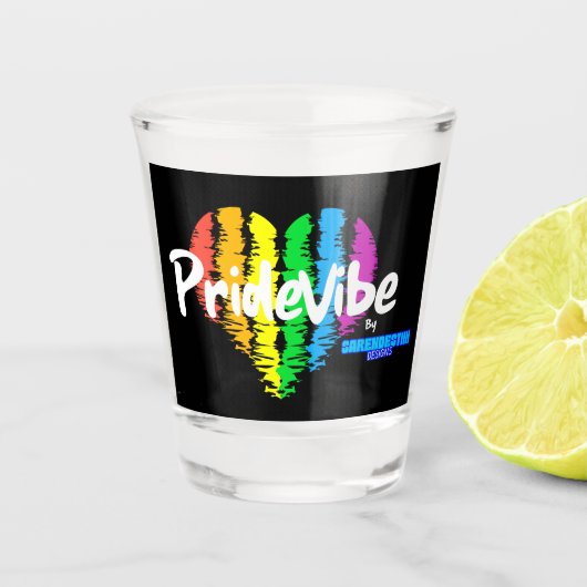 PrideVibe Rainbow: Feiern mit Pride Schnapsglas (Vorderseite)